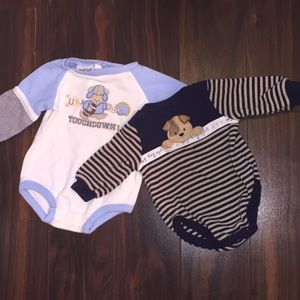 Two long sleeve onesie set!